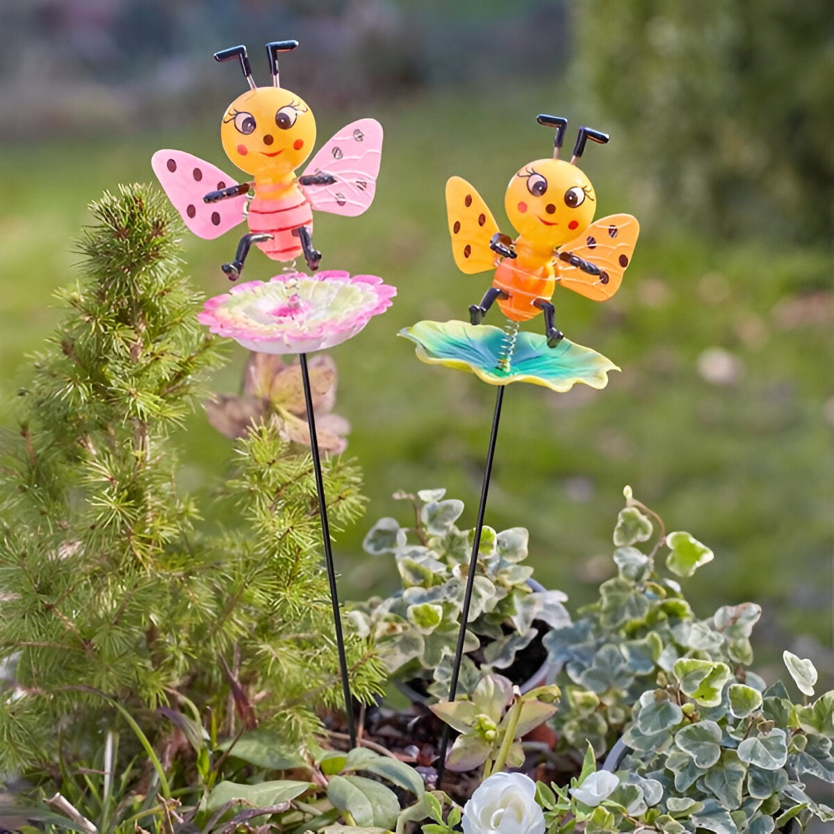 Smart Garden Flamboya Bizzy Loony Stake Assorted H50cm Pack of 1 5031007 | Fun and Colourful Border Stake | Enhances Flowerbeds - Borders and Pots | Hand Painted