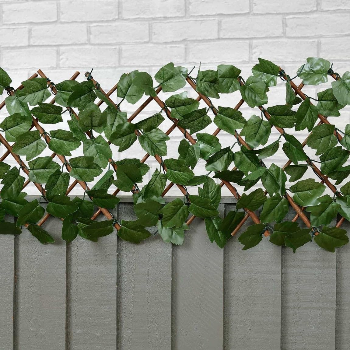 Rowan Expanding Artificial Ivy Leaf Trellis Green 180cm x 30cm GAR11716OB | UV Protected | Attached to an Expandable Willow Trellis| Maintenance-Free Home Decor | Use Vertically or Horizontally | A Stylish Alternative to Traditional Fencing | Perfect for