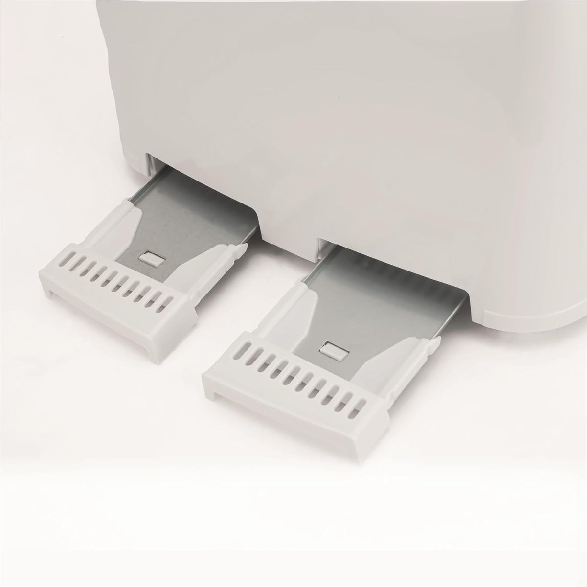 Hamilton Beach Essential 4-Slice Toaster White 1300W 25.5cm x 25cm x 17cm HB4T5032W | 6 Browning Levels for Perfect Toast | Toast a Variety of Breads, from Bagels to Waffles, with 2.7cm Wide Slots | Removable Crumb Tray for Easy Clean-up and Mess-Free
