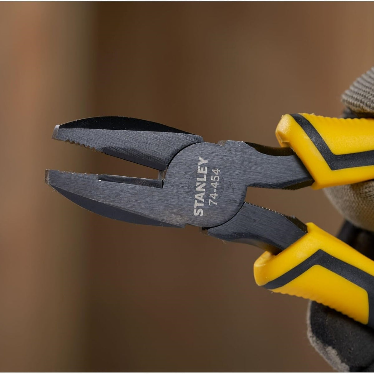 Stanley Dynagrip Combination Pliers Yellow and Black 180mm STHT0-74454 | Precision Wire Cutter for Electrical and DIY Use
