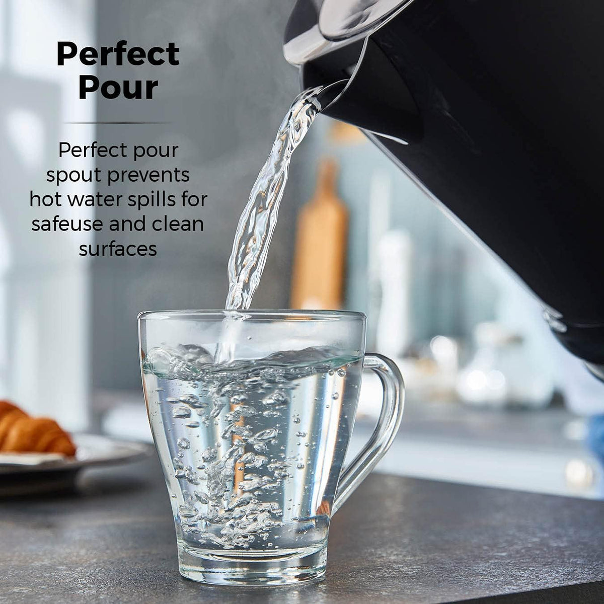 Tower Tower Belle Rapid Boil Kettle Noir 1.5Ltr T10049NOR | 3KW Rapid Boil Technology - Boils 1 Cup in Under 60 Seconds | Perfect Pour Spout | 360 Degree Swivel Base | Fast Boil 1 Cup in under 60 Secs