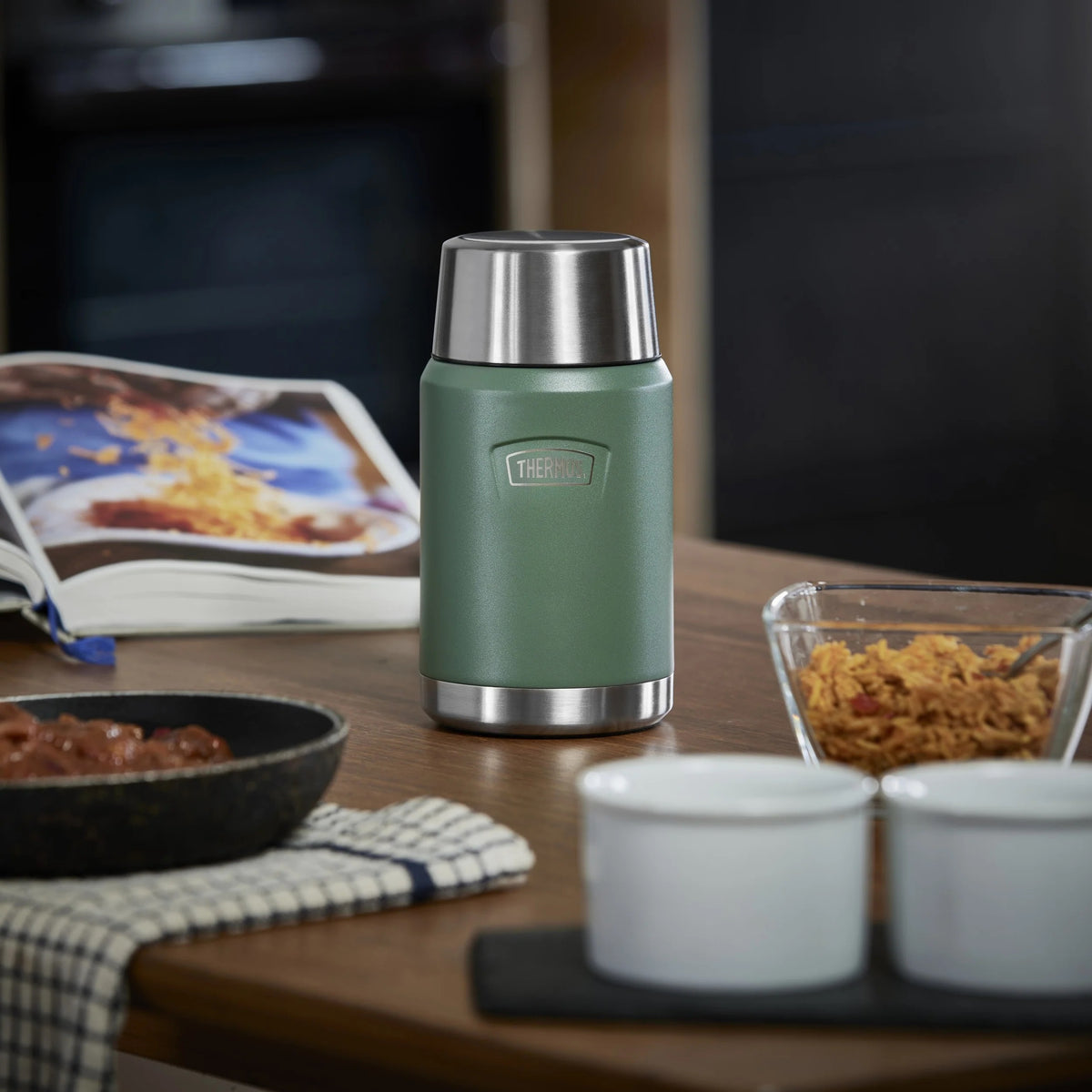 Thermos Icon Series Food Flask Rock Cap Green 10cm x 10cm x 18.5cm 710ml 510g 230116 | Includes Stainless Steel Spoon | Vacuum Insulated Stainless Steel | 14-Hrs Hot and 24-Hrs Cold | Leakproof | Durable and Portable | Non-slip Base | Insulated Pressure