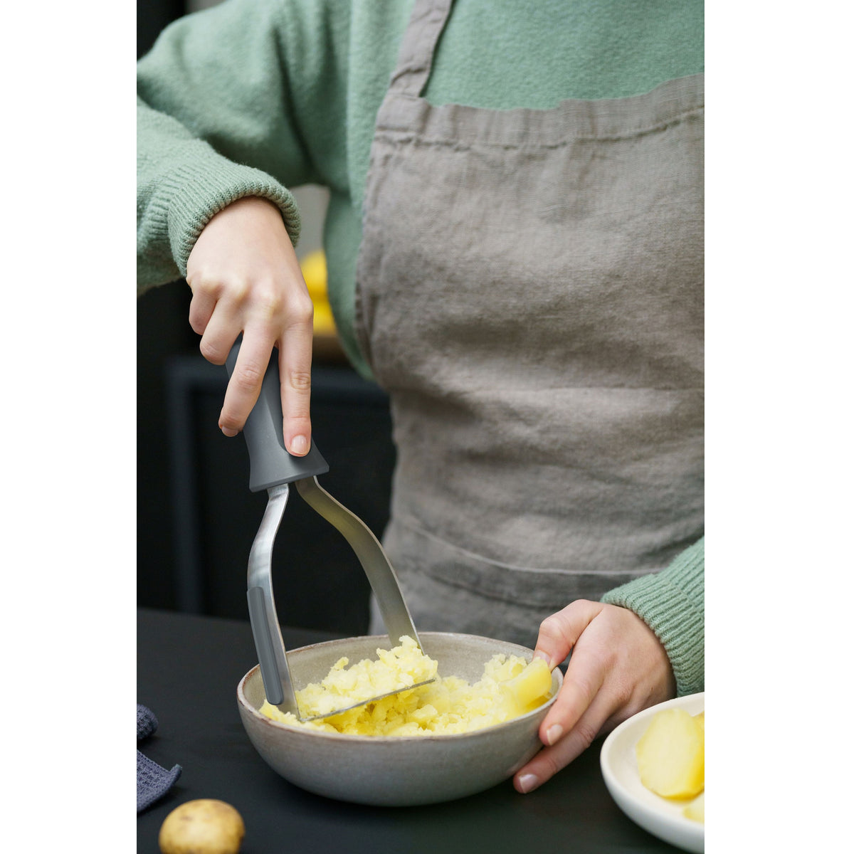 Zyliss Potato Masher Grey H254mm x W75mm x D104mm E980270 | Eco Handle