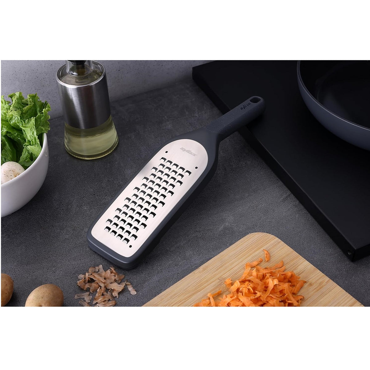 Zyliss Coarse Grater Beluga Grey 280mm x 72mm x 24mm E900064 | Eco Handle