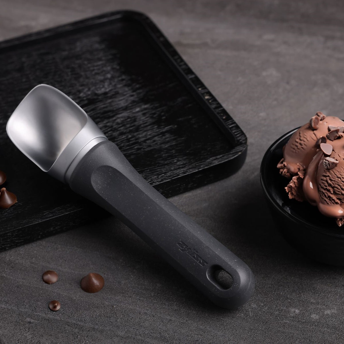 Zyliss Ice Cream Scoop Black and Silver E980271