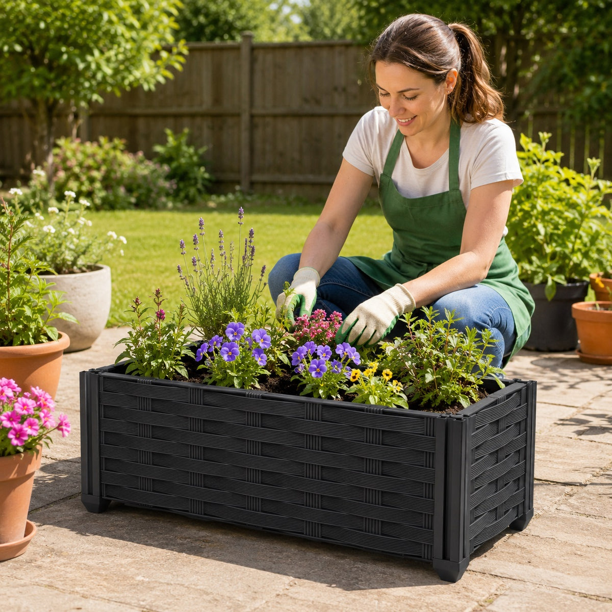 Green Blade Rattan Plastic Raised Bed Kit Black 45cm x 21cm PP103 | 4 Interlocking PP Rattan Effect Panels | Heavy Duty Garden Planter | Outdoor Balcony Patio Flower Bed | Vegetable and Plant Grow Box
