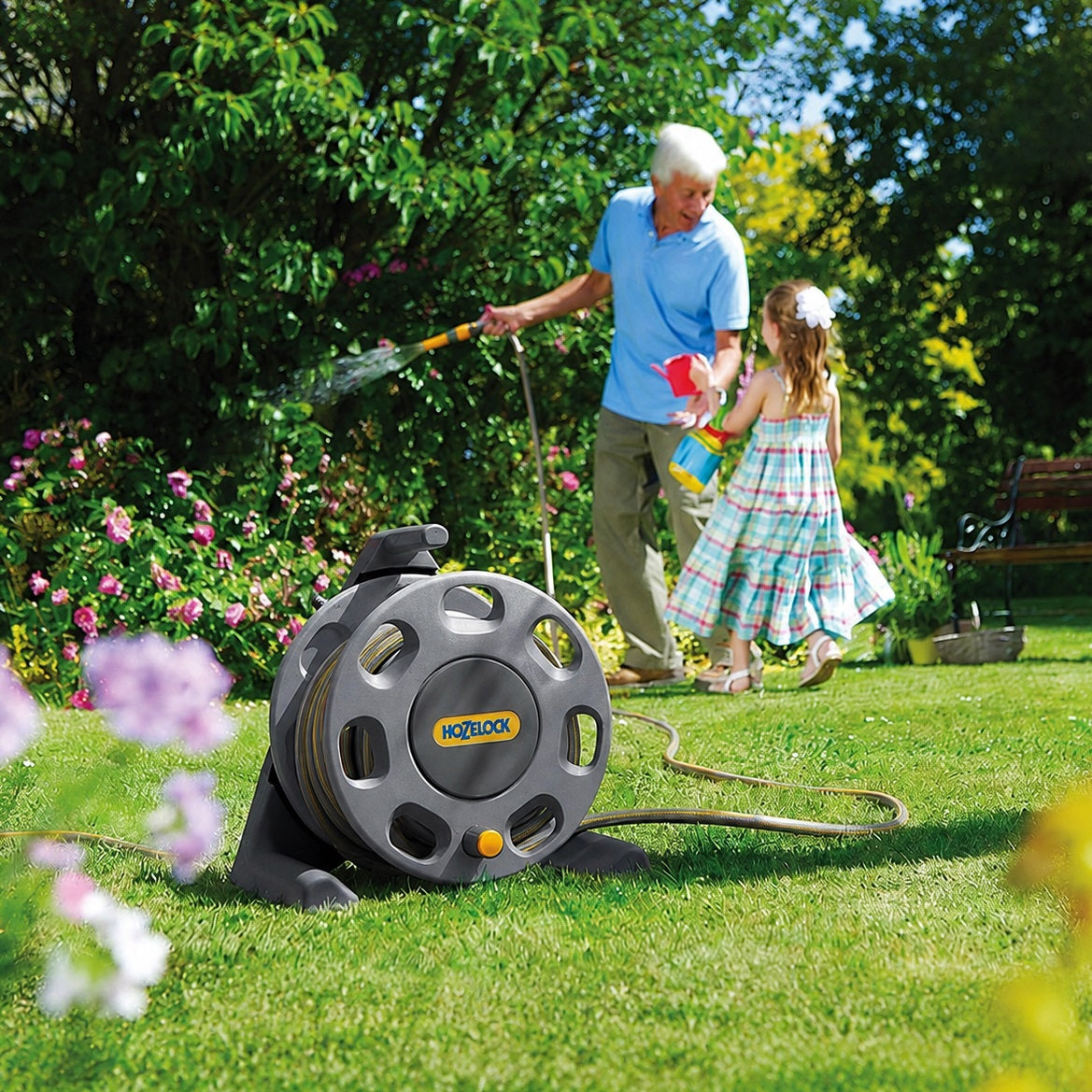 Hozelock Garden Hose Reel With Fittings Grey 25Mtr 2412R0275 | Garden Hose Pipe Reel | Portable Hose Winder | Watering Hose Reel Cart | Supplied With Complete Fittings