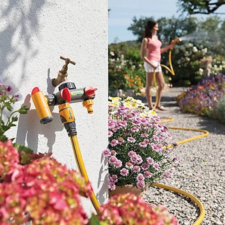 Hozelock Flowmax 3 Way Tap Connector Multicolour 21mm x 26.5mm 33.3mm 22500000 | Supplied With Complete Fittings | Hose Pipe Splitter | Multi Outlet Tap Adapter | Hose Pipe Adapter | Garden Watering Accessories