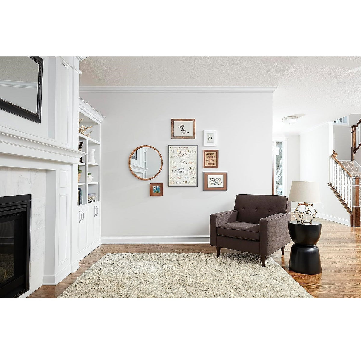 3M Command Narrow Picture Hanging Strips White Pack of 4 Pairs 4342-4 | 3M Damage Free Adhesive Hanging | Holds Strongly and Removes Cleanly | Suitable for Frames Up To 45cm x 60cm Wall Mount Display | Holds upto 5kg Max