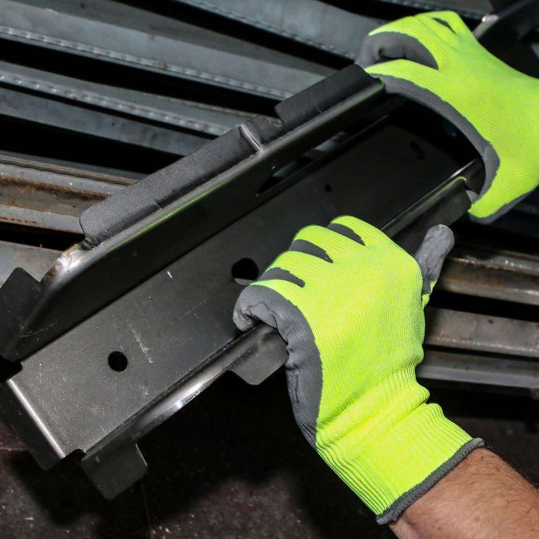 Dekton Heavy Duty Insulated Winter Latex Coated Working Gloves Green and Black DT70756