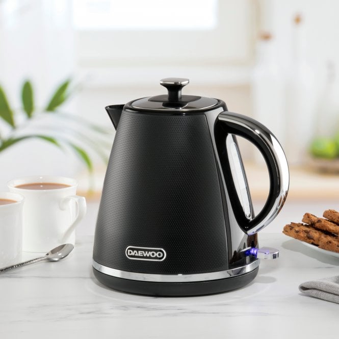Daewoo Stirling Pyramid Kettle Black 1.7Ltr SDA2624 | 3KW Power| Removable Lid | Elegant Design | Removable Filter | Water Level Gauge | Built-In Safety Features | 360 Degree Swivel Base | Power Indicator | Auto Shut-Off