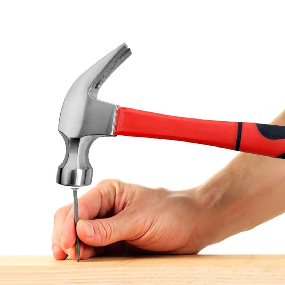Dekton Fibreglass Heavy Duty Claw Hammer Red and Black 8oz 30mm x 290mm x 110mm DT10128