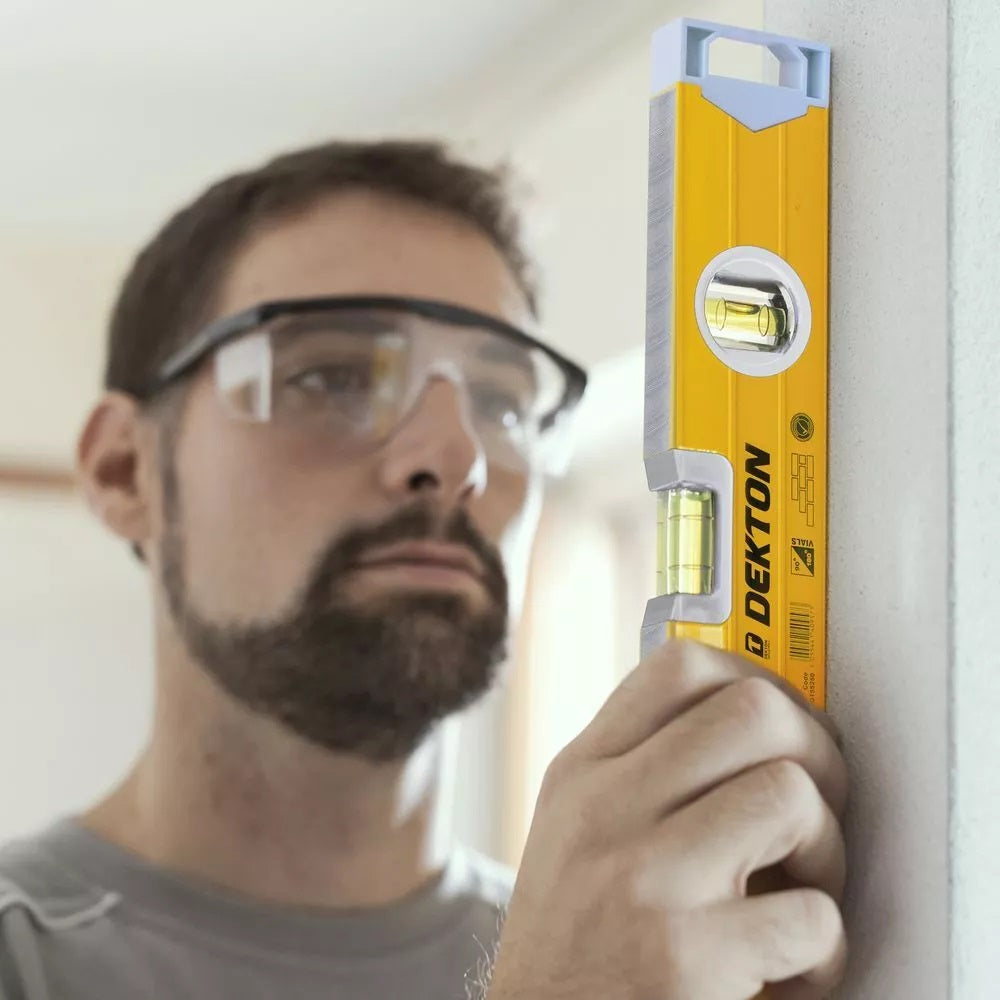 Dekton Builders Level with 3 Angle Horizontal Vertical Vials Yellow 12-Inch DT55250