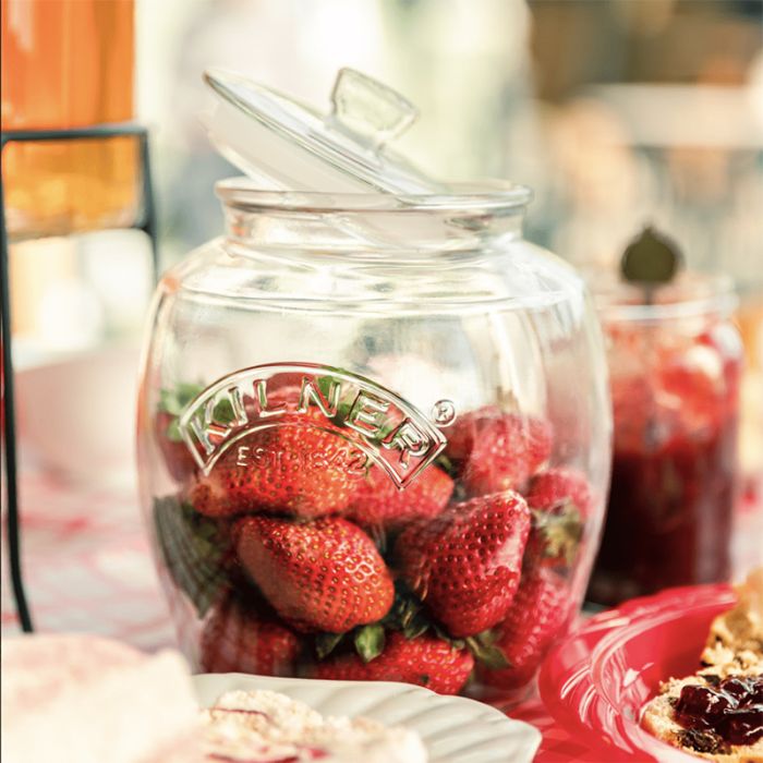 Kilner Preserve Storage Jar with Push Top Lid and Silicone Seal Clear 2Ltr 0025.742 | Airtight Container | For Dry Goods-Biscuits and Baking Essentials
