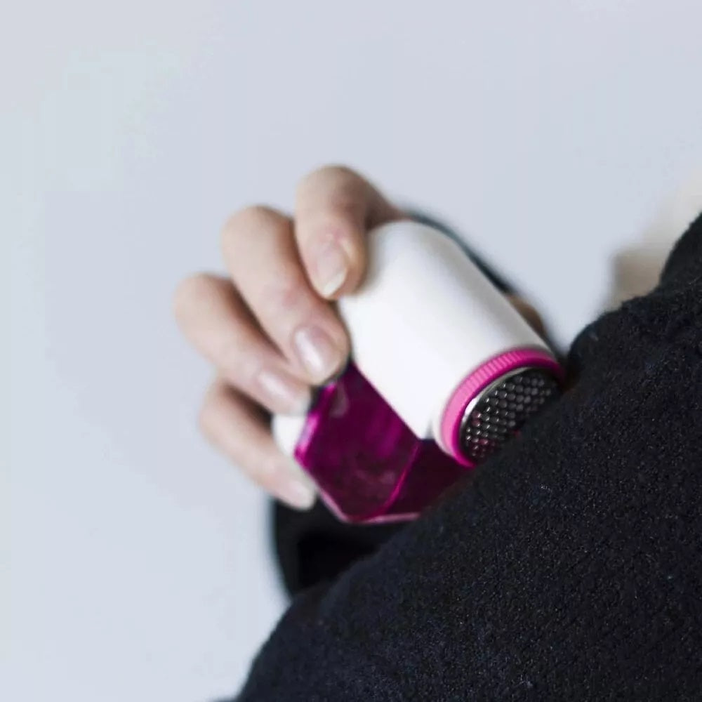 Ashley Portable Battery Lint Remover Pink and White LR108