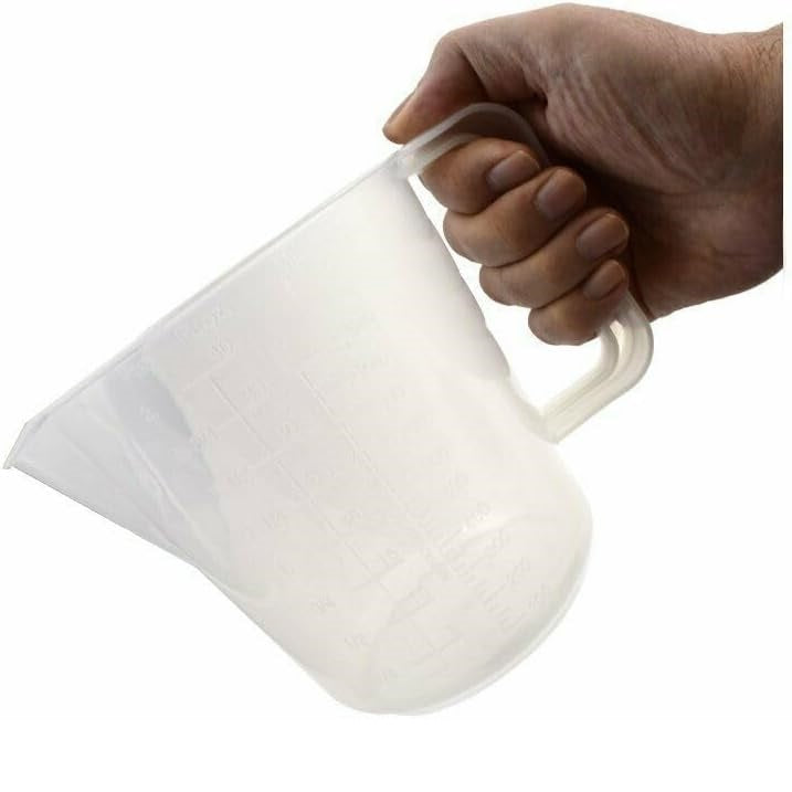 Whitefurze Plastic Measuring Jug with Handle and Spout Clear 19cm x 14cm x 13cm 2-Pint H01M010 | Durable and Lightweight | Ideal for Kitchen and Baking