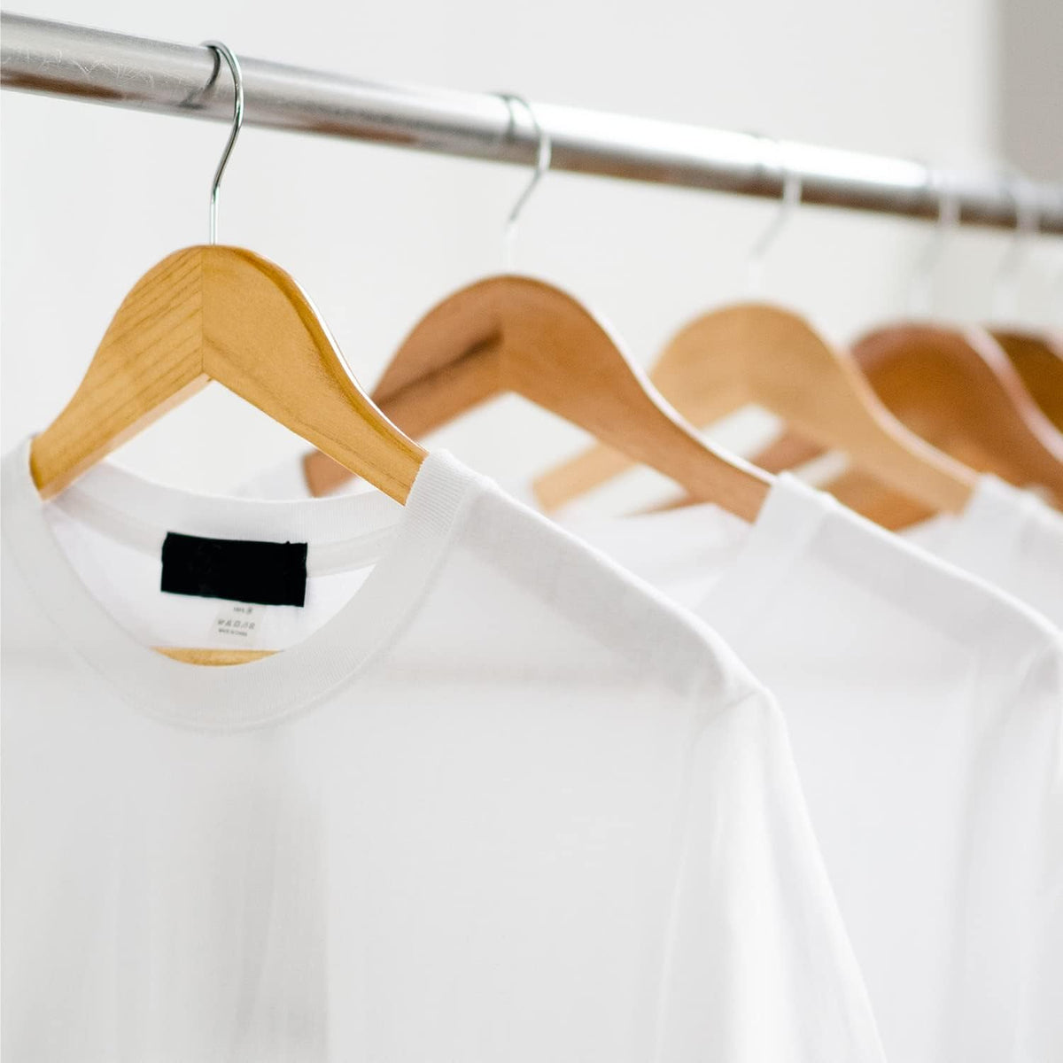 Kingfisher Wooden Coat Hangers with Notches and Bar Brown Pack of 5 123516 | Durable Clothes Hangers | Ideal for Jackets-Suits and Shirts | Made from Strong Hardwood