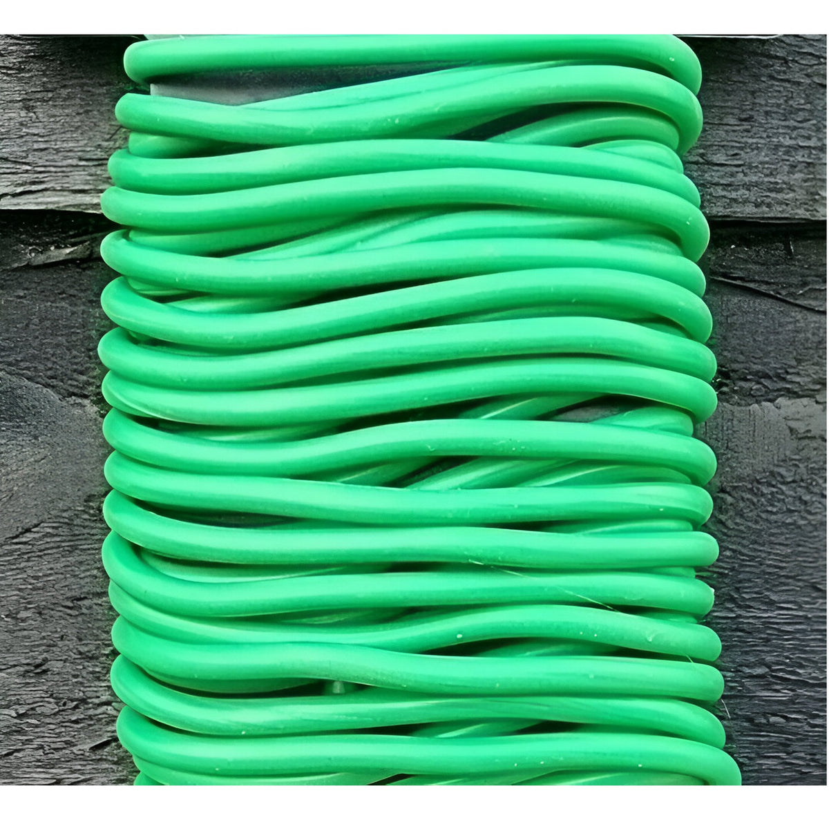 Green Blade Flexible Twist Garden Tie Green 2.5mm x 8Mtr TT151 | TPR Material | Durable | Reusable Garden Wire | For Use in the Garden  - Greenhouse and Around the Home