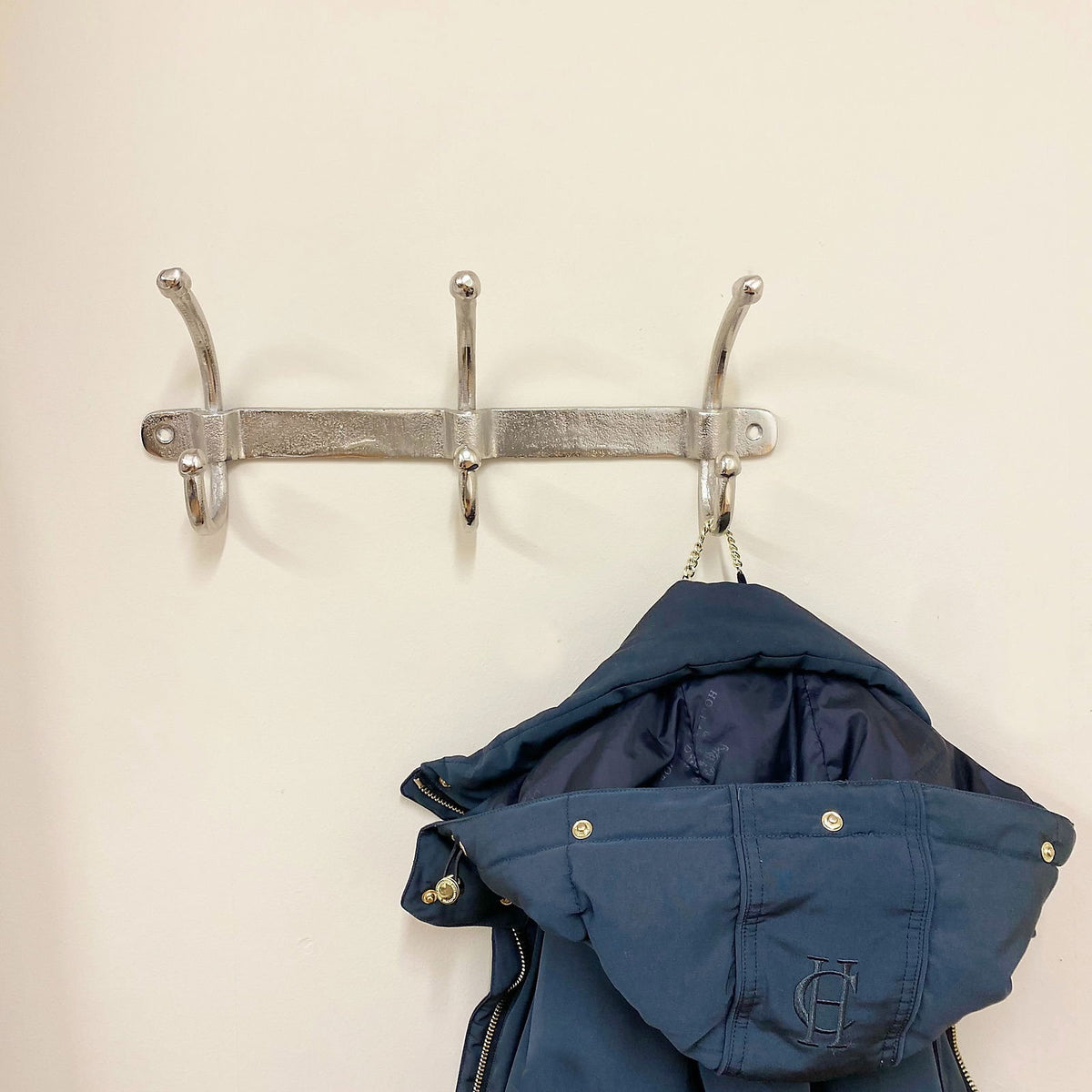 Sifcon Wall Mounted Triple Coat Hooks Chrome 45cm x 17cm x 10cm HH5564