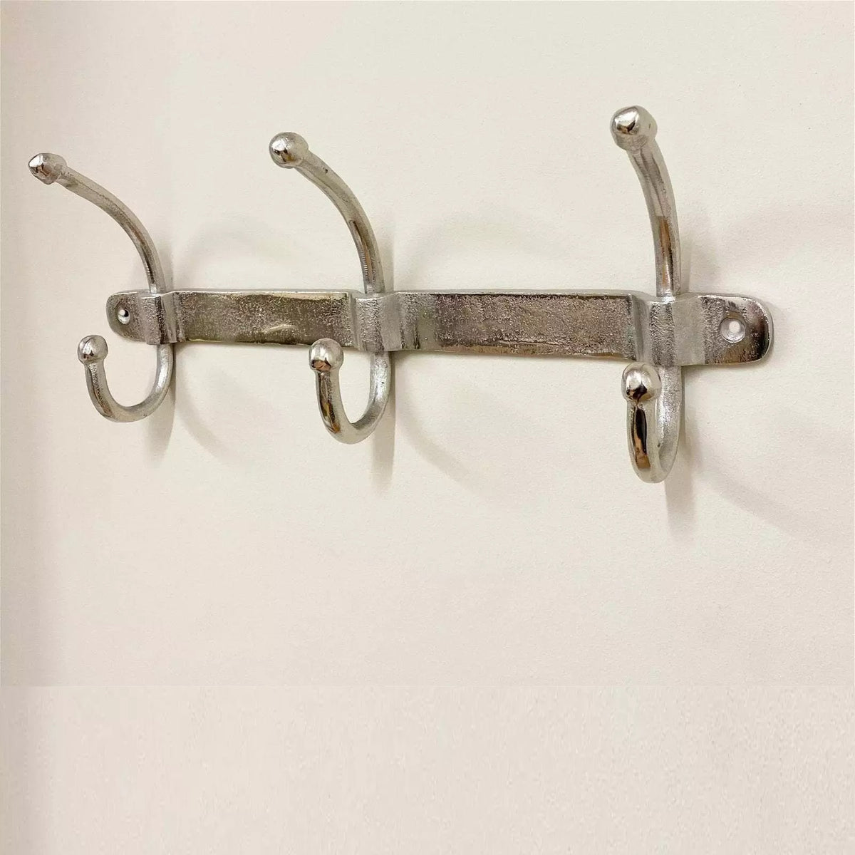 Sifcon Wall Mounted Triple Coat Hooks Chrome 45cm x 17cm x 10cm HH5564