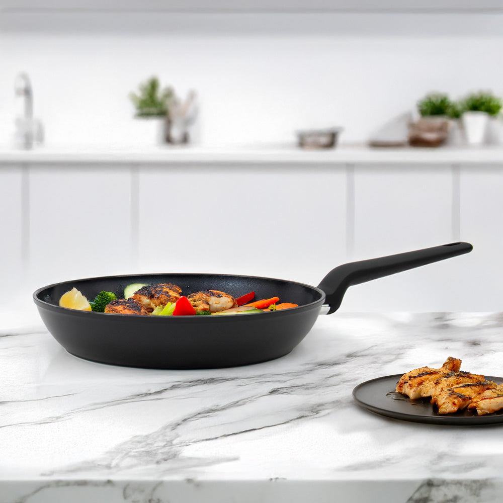 SQ Professional Zoya Forged Frying Pan Black 28cm 11738 | Stay Cool Handle | Non Stick Coating | Induction Ready