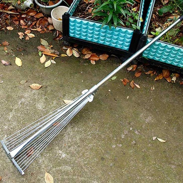 Green Blade Heavy-Duty Adjustable Metal Garden Rake with Tubular Steel Shaft Silver 118cm x 148.5cm x 43.5cm GR100 | 15 Flexible Tines | Plastic Grip | Ideal for Lawn and Grass Raking