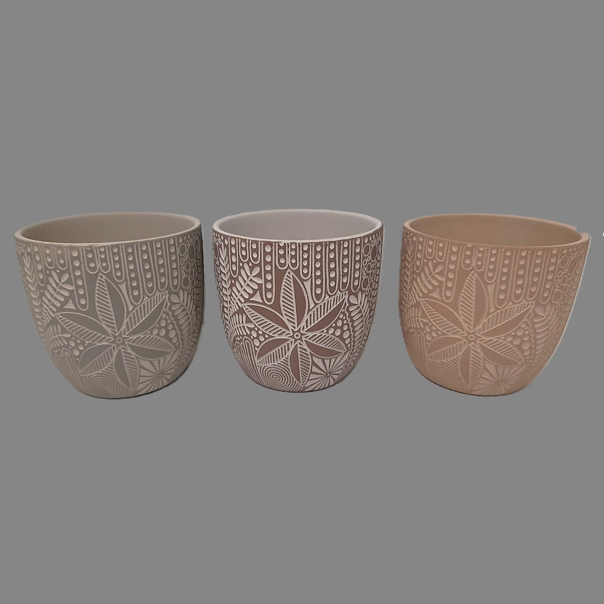 Flower Pot Assorted 135mm x 125mm Pack of 1 66900310
