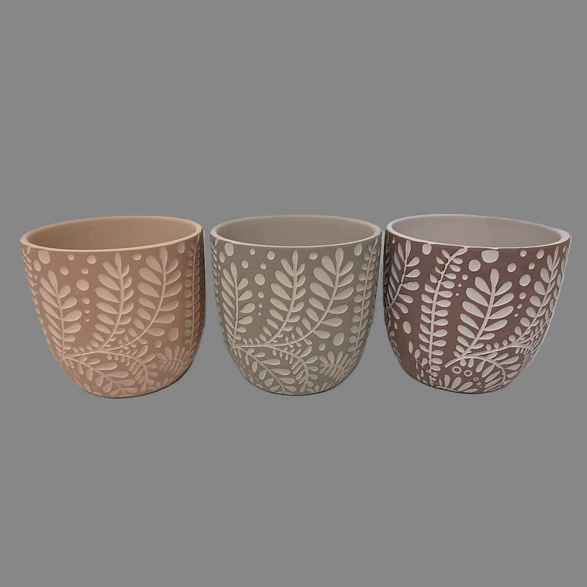 Flower Pot Assorted 135mm x 125mm Pack of 1 66900310