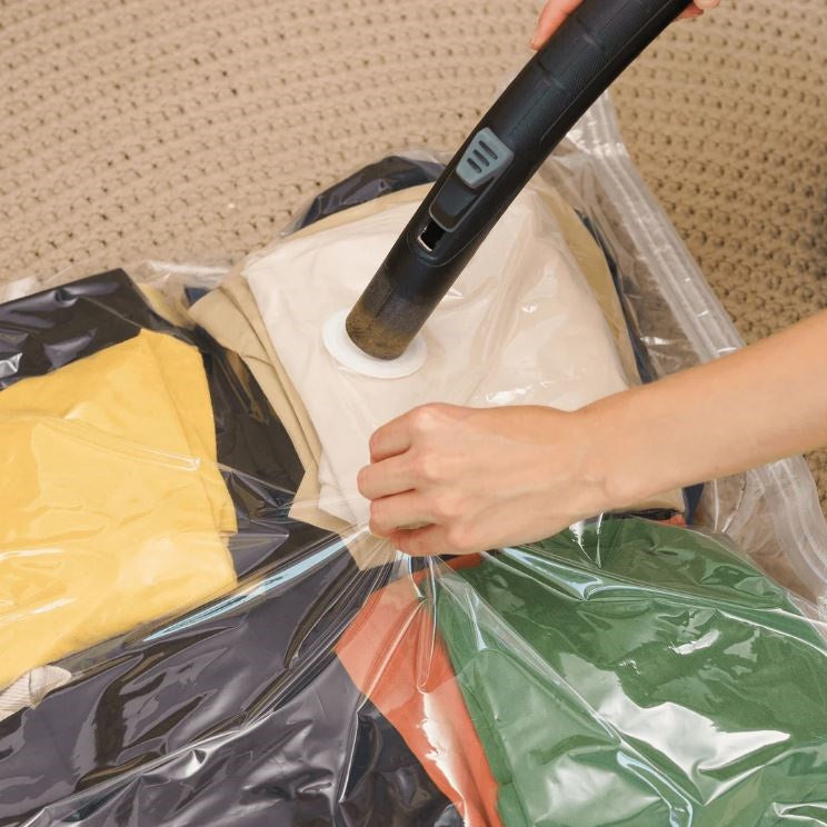 Country Club Space Saving Vacuum Storage Bag Transparent Large 90cm x 120cm STO237669 | Perfect for Clothing Bedding and Soft Furnishings