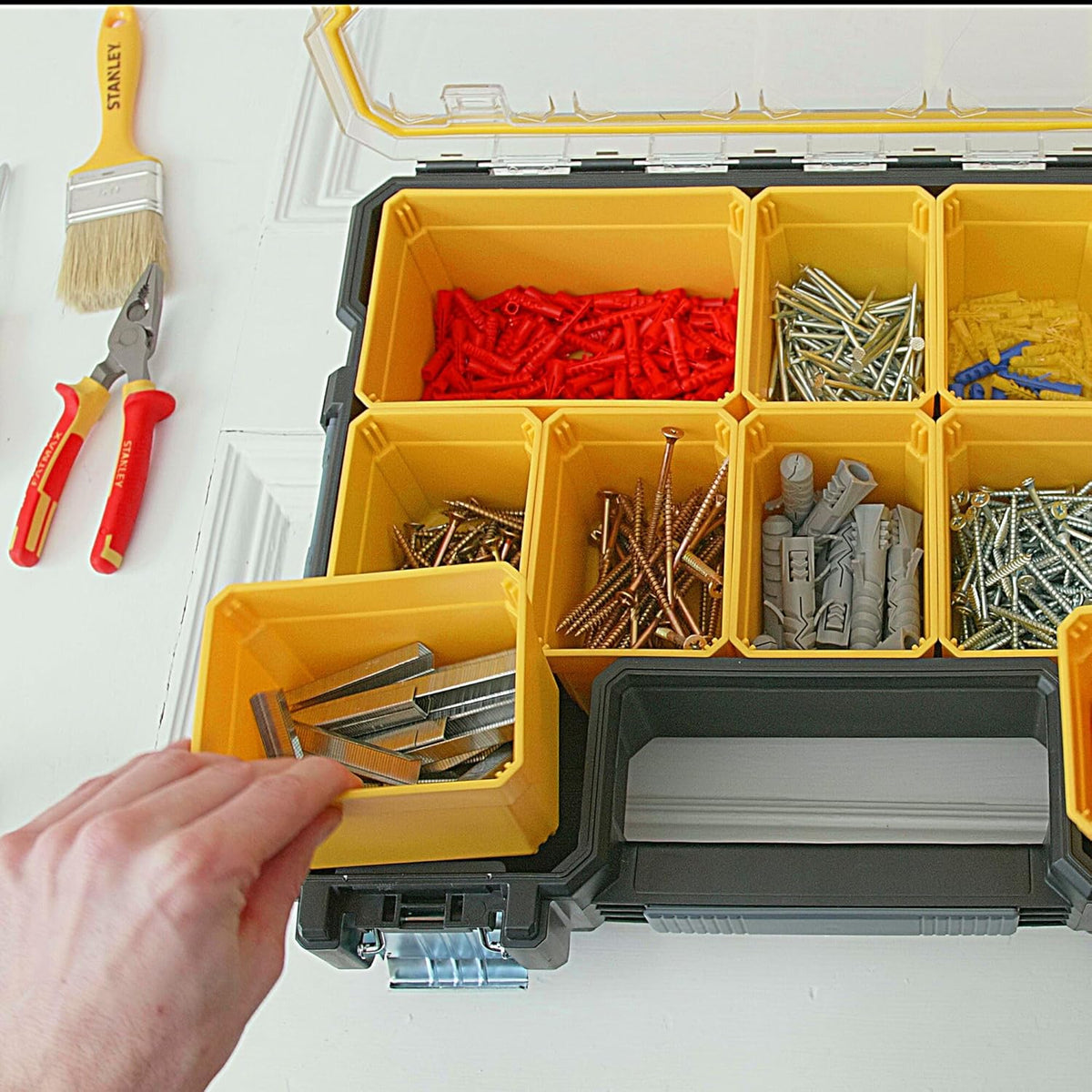 Stanely Fatmax Metal Latch Deep Pro Organizer Multicolour 44.6cm x 35.6cm x 11.6cm 1-97-518 | IP54 Water Resistant | 10x Removable Cups | Stacking Latches | Connect and Carry | Compatible with Shallow Pro Organizer