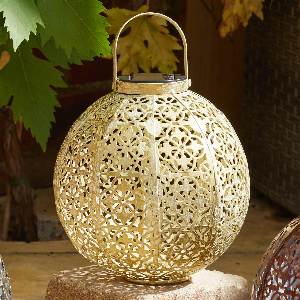 Smart Solar LED Solar Powered Damasquette Lantern Cream 1080032 | Decorative Silhouette Effect | Automatically Illuminates at Dusk | Can be Used as a Tabletop or Hanging Lantern