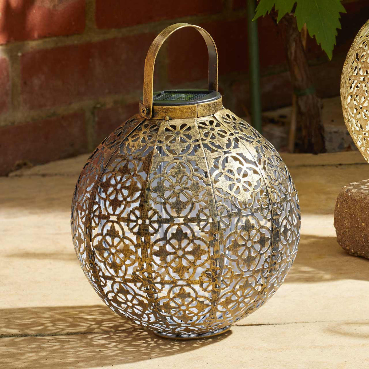 Smart Solar LED Solar Powered Damasquette Lantern Gold 1080031 | Decorative Silhouette Effect | Automatically Illuminates at Dusk | Can be Used as a Tabletop or Hanging Lantern