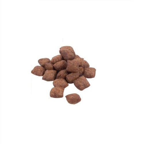 World of Pets Tasty Tuna Pillows for Cat Brown 80g WP1384 | Made with Over 30 Percent Real Fish | Resealable Pouch | Tasty Cat Treats | Added Vitamins and Minerals | With Taurine | Soft and Crunchy