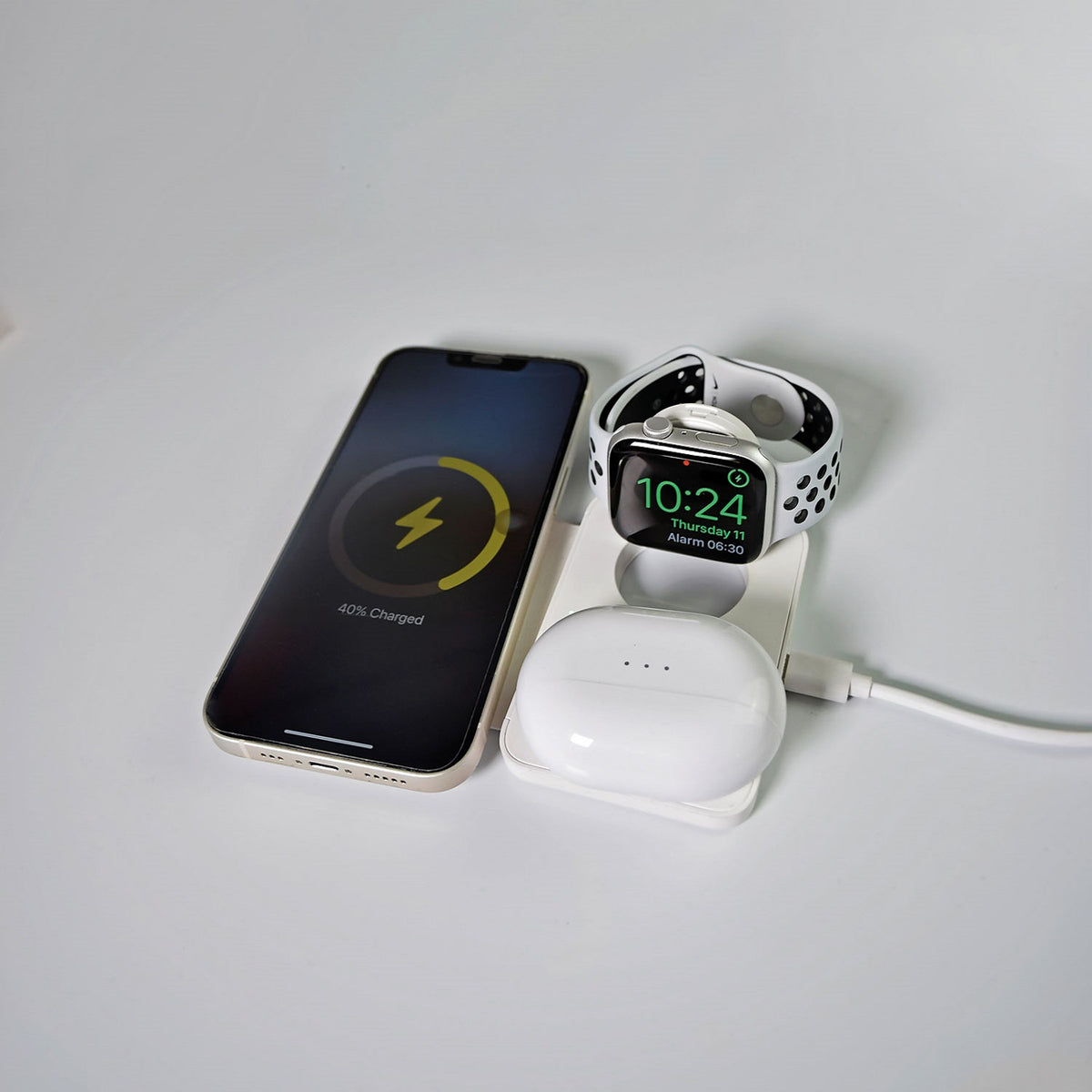 AVSL Mercury Foldable 3-in1 Magnetic Wireless Charger White 15W 421.778UK | Compatible with Apple and Google Devices