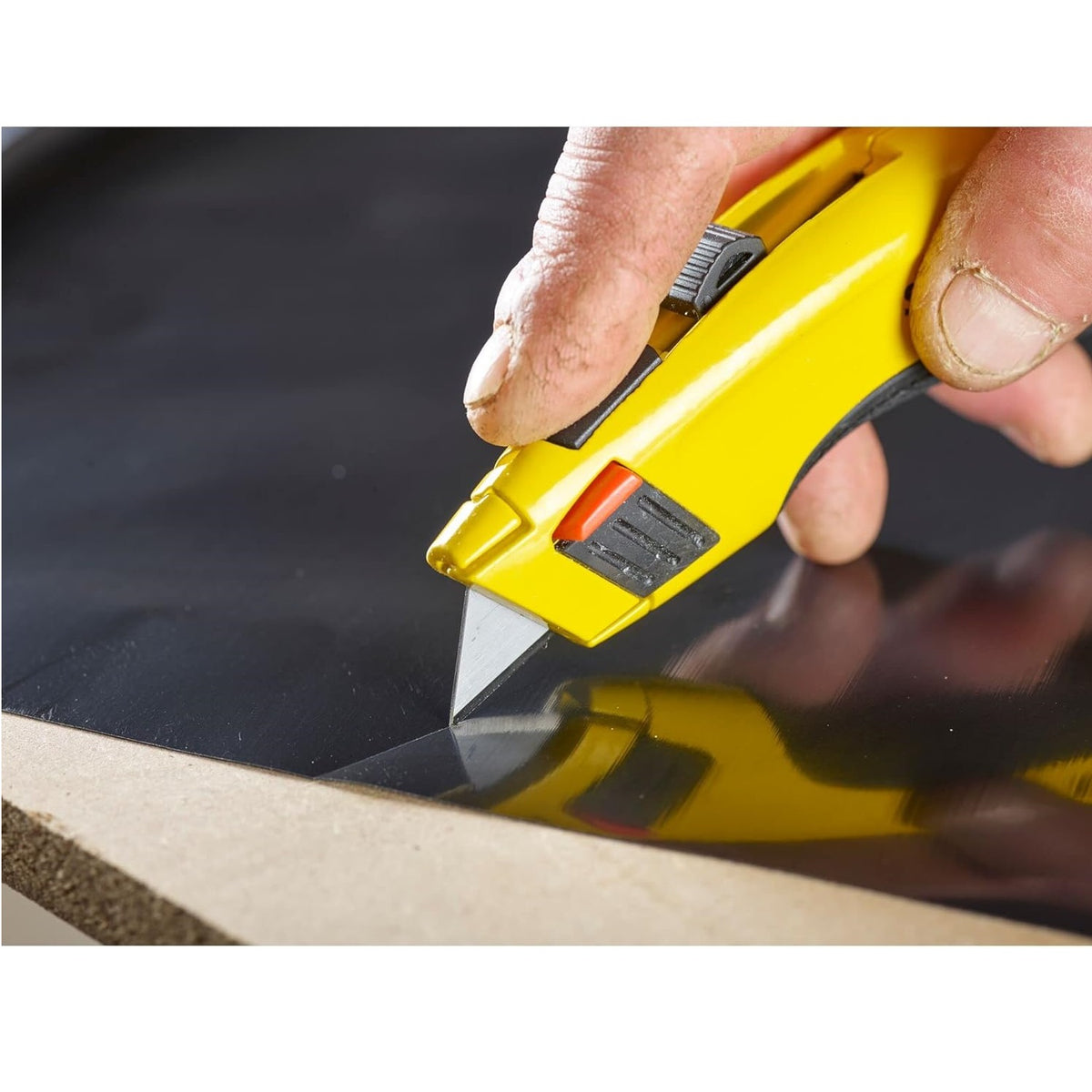 Stanley Heavy Duty Utility Knife Blades With Dispenser Metallic Silver Pack of 10 211921