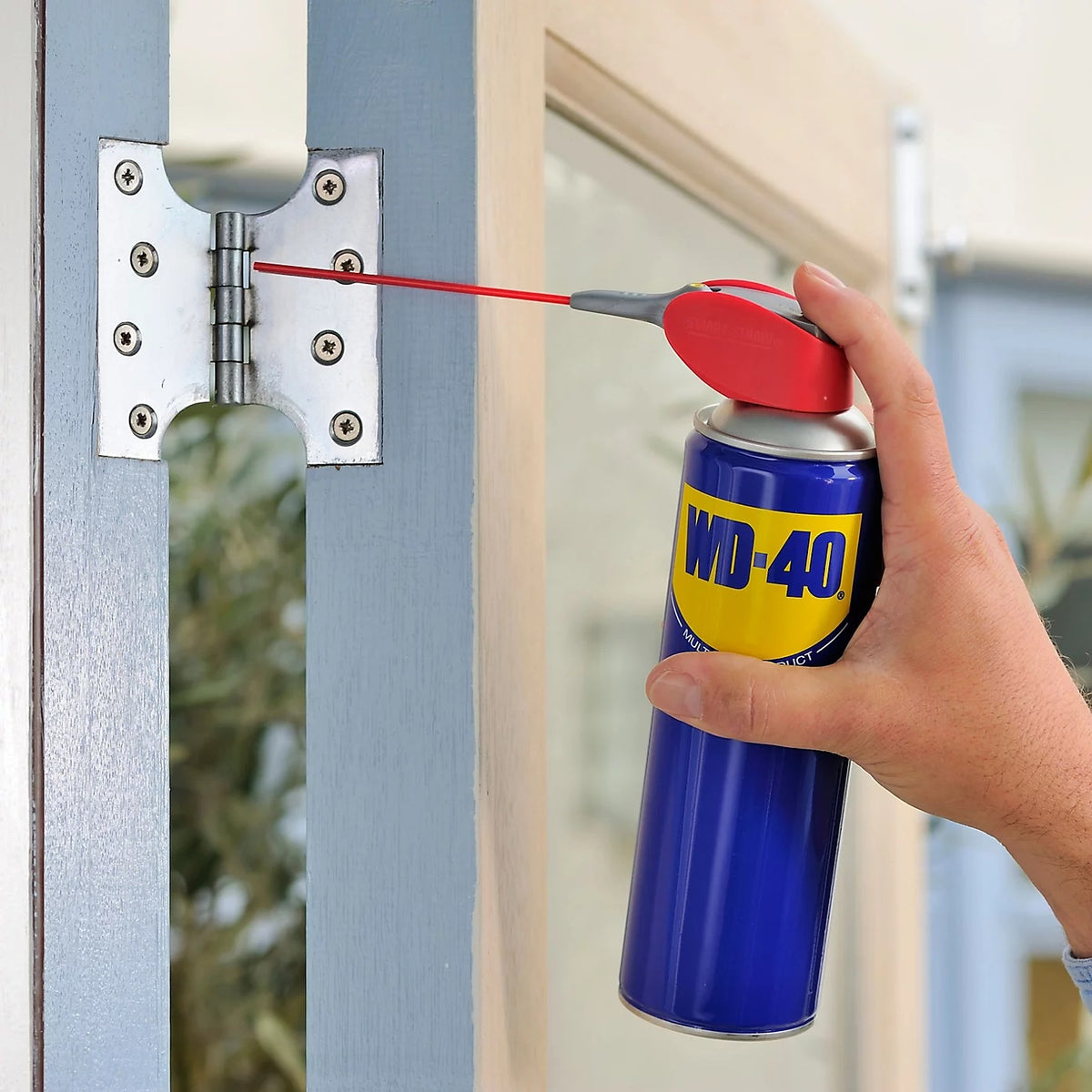 WD-40 Multi-Use Smart Straw Maintenance Aerosol Spray 450ml 1001730A | Sprays 2 Ways | Silicone Free | Wide and Narrow Spray for Maintenance | Rust Protection and Lubrication