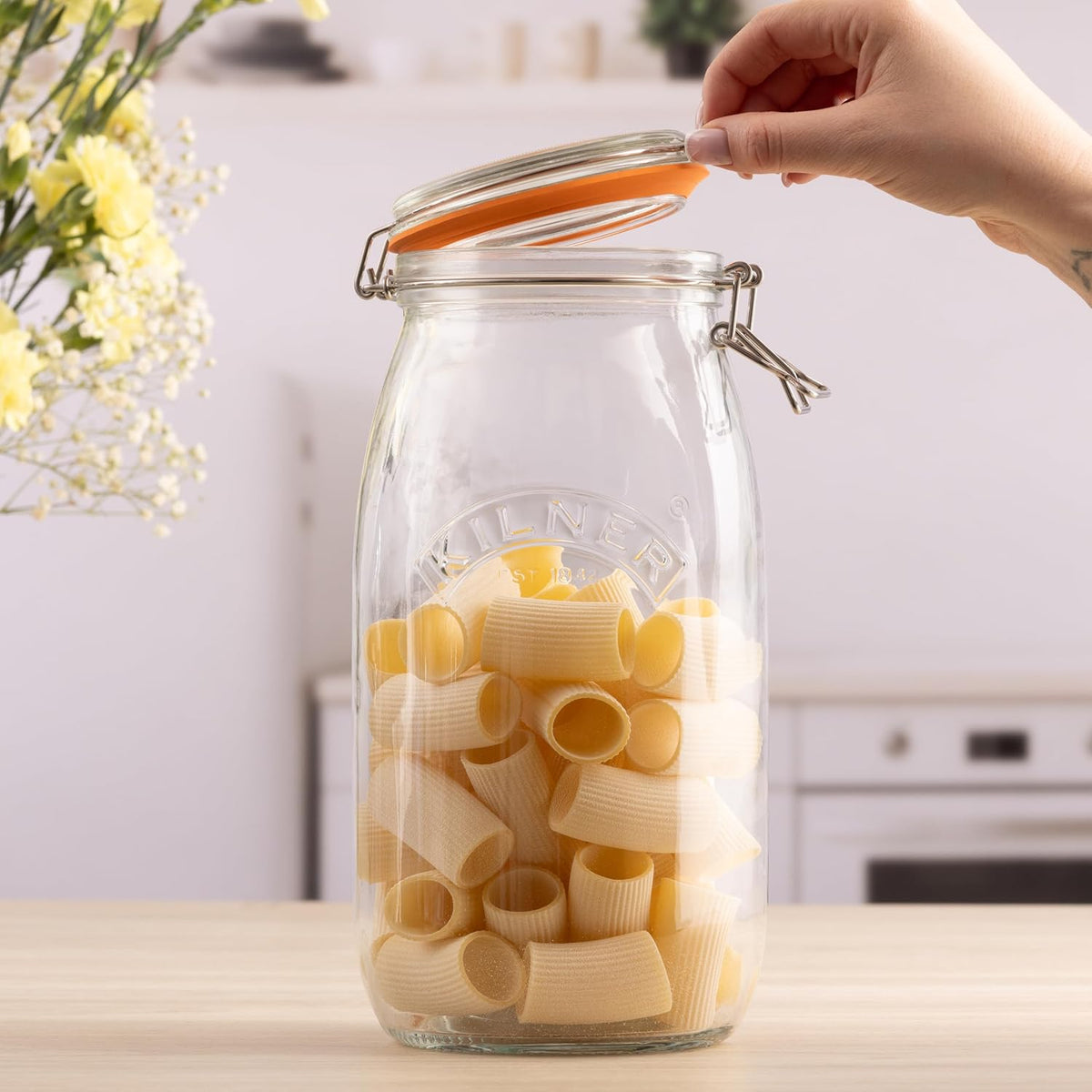Kilner Round Clip Top Glass Storage Jar Clear 2L 0025.493 | Airtight Seal | Durable Glass | Ideal for Preserving-Pickling and Dry Food Storage