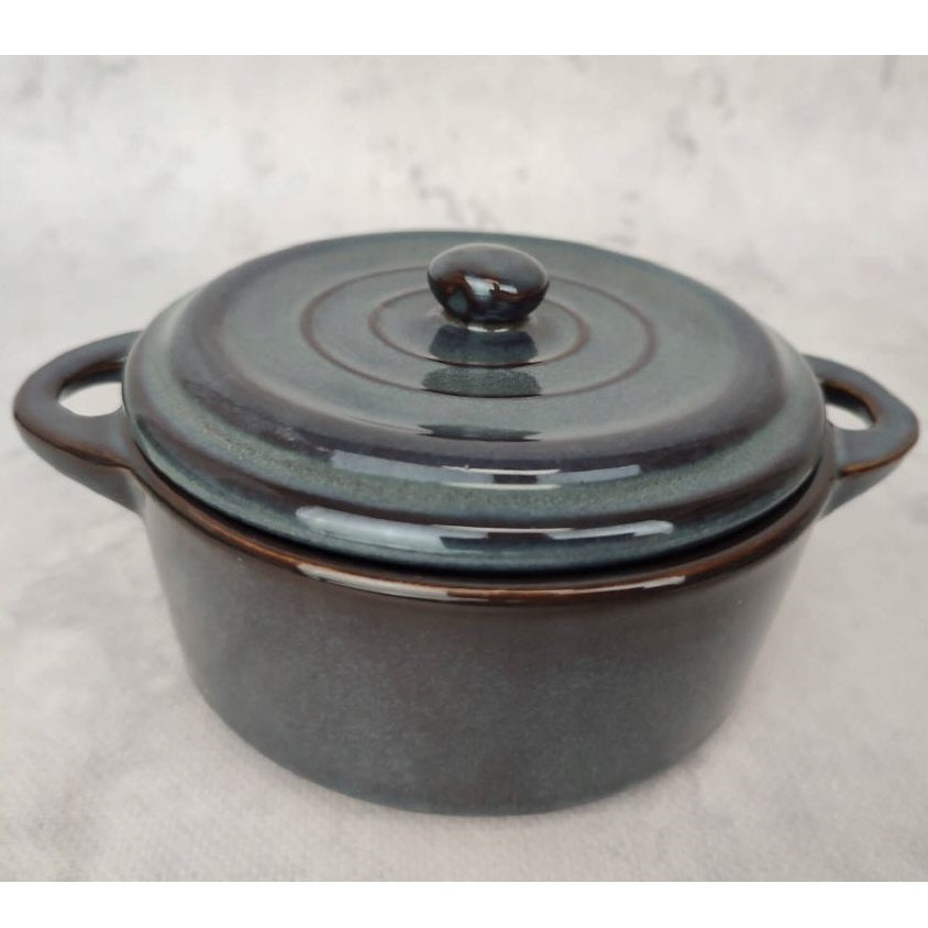 Excellent Houseware Stoneware Casserole Dish with Lid Assorted Colours 17cm x 13cm x 6cm Pack of 1 350ml Q51200720 | Oven and Dishwasher Safe