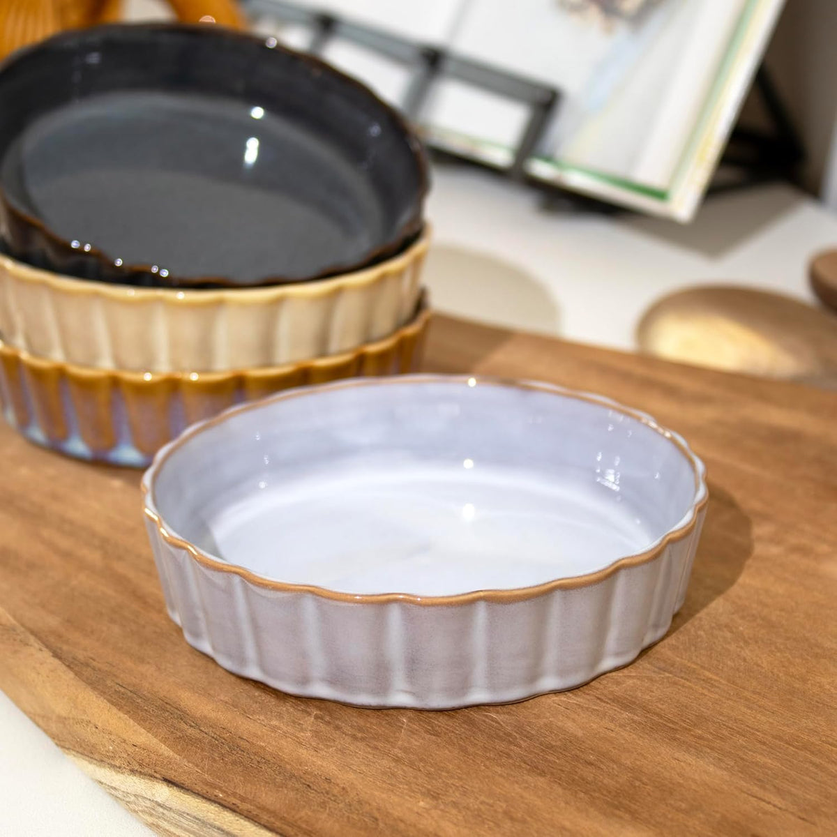 Excellent Houseware Round Stoneware Oven Dish Assorted Colours 190ml Pack of 1 Q51200740 | Baking Dishes for Pies-Souffles-Snacks and More