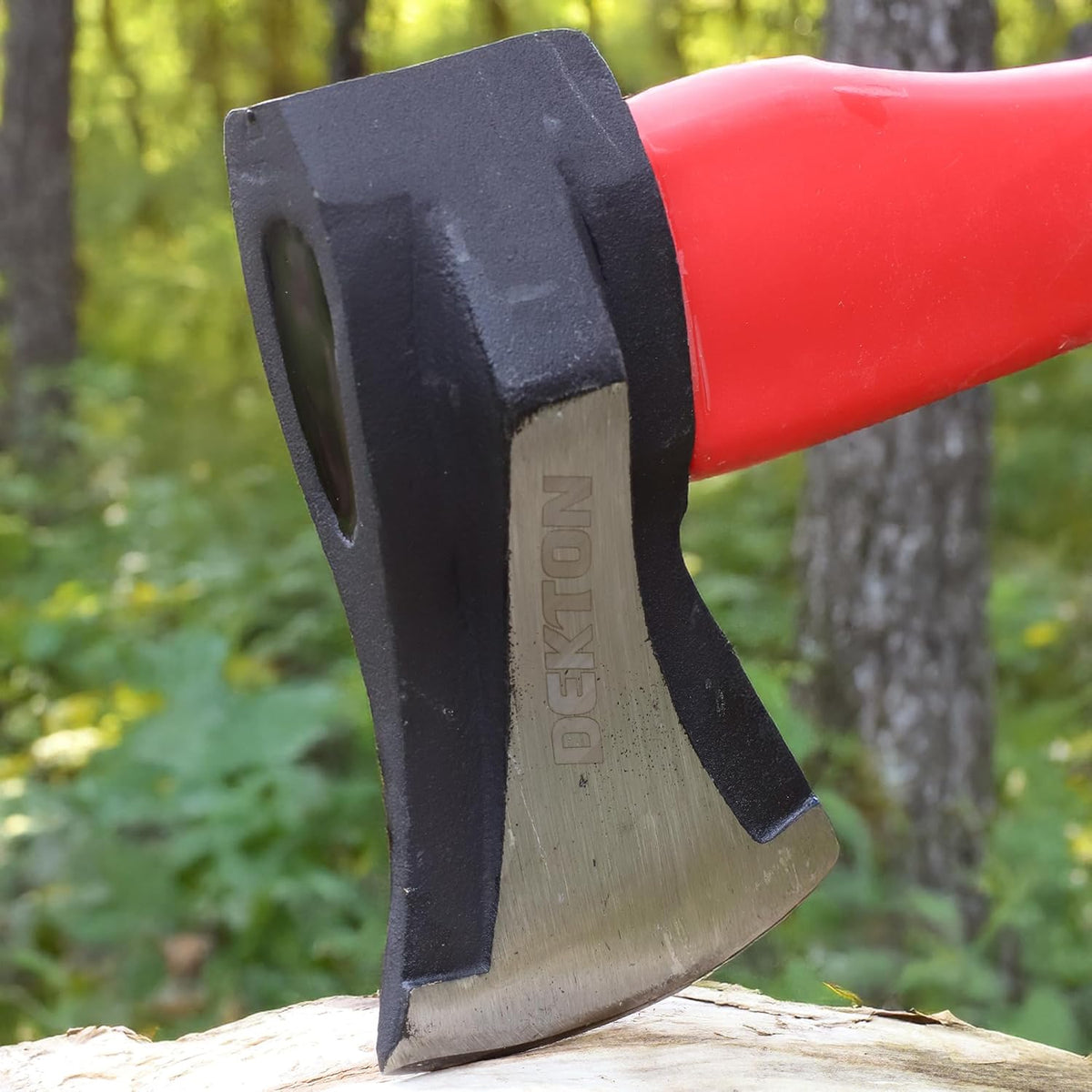 Dekton Hand Axe Red and Black 1Kg DT10504 | Heavy Duty | Fibreglass Handle for Shock Absorption | Drop Forged | Ergonomic Anti-Slip Grip | Ideal for Splitting Logs
