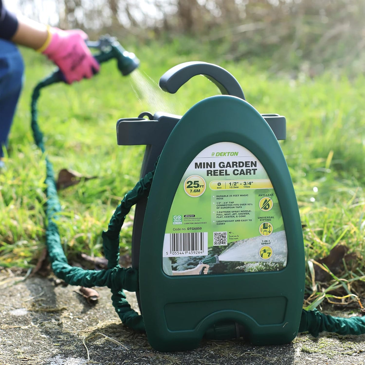 Dekton Mini Garden Reel Cart with 25Ft Expandable Hose Green and Grey 12.5mm x 19mm DTG6050 | Anti-Leak | Universal Fitting | 7-in-1 Spray | Lightweight and Easy to Carry | 7-Pattern Spray Nozzle - Full - Mist - Jet - Shower - Flat - Centre and Cone