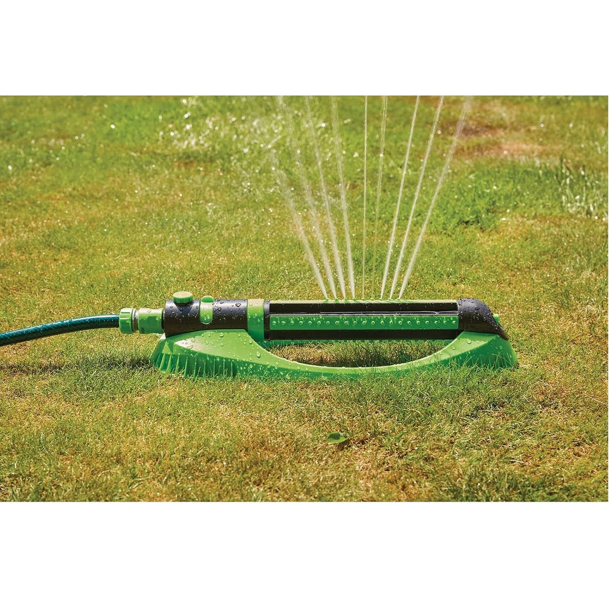 Draper Oscillating Sprinkler Black and Green 09957 | 9 to 21 Jets | For Lawns Small to Large | Built-in Flow Control | Water Coverage Adjustment 50-222 Meter Square
