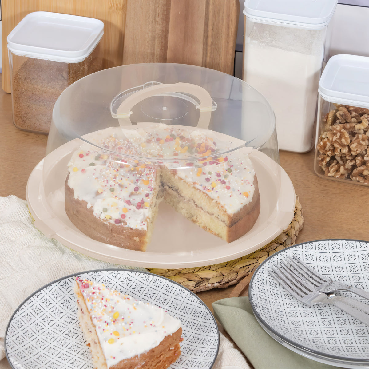 RSW Coco and Gray Cake Saver Box with Carry Handle Cream D30cm x H2.5cm AM4464