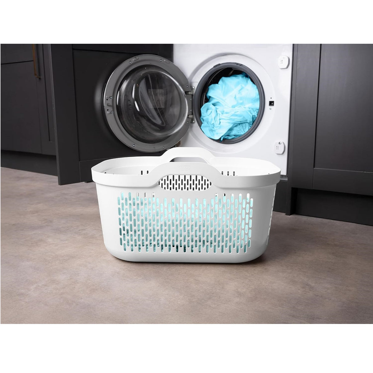 Addis Signature Laundry Basket with Carry Handles White 40Ltr 519563 | Flexible and Stylish Design | Hard-Wearing and Wipe Clean | Made from Durable Material