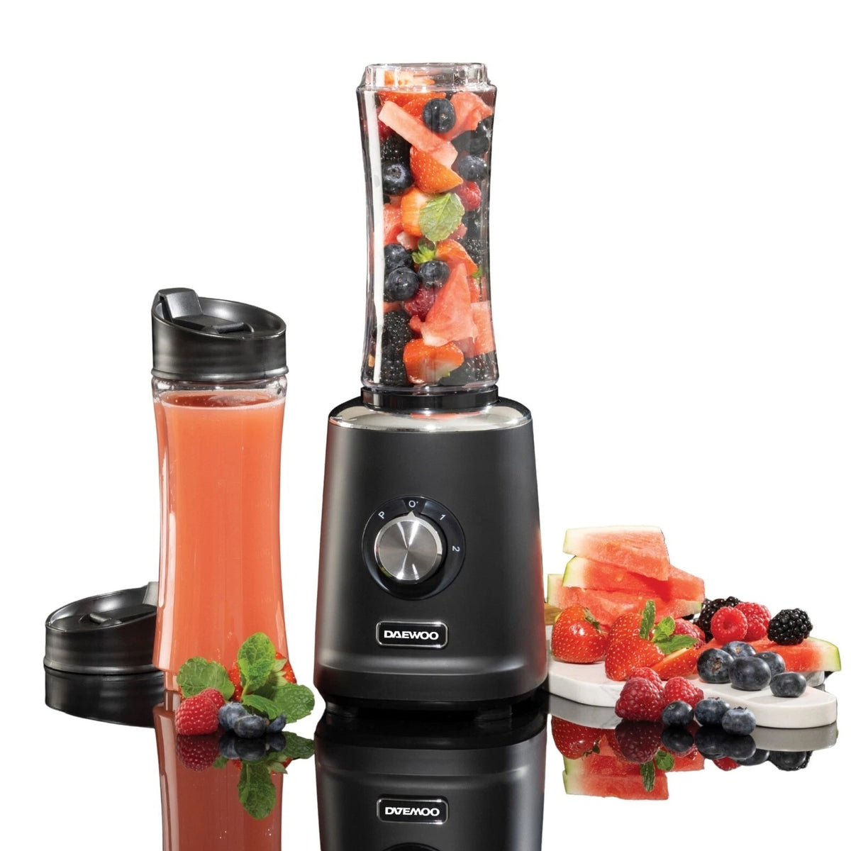 Daewoo Verti Blend 500W Blender Black SDA2783 | Perfect for Smoothies and Much More | 2x 600ml Beakers Included | Stainless Steel Blades | Pulse Function