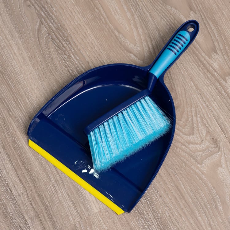 Addis Flash Dustpan and Brush Set Blue 519763 | Superior Sweep with Advanced Bristle Technology | Tough on Dirt | Gentle on Surfaces | Cleaning Tool for Home Use