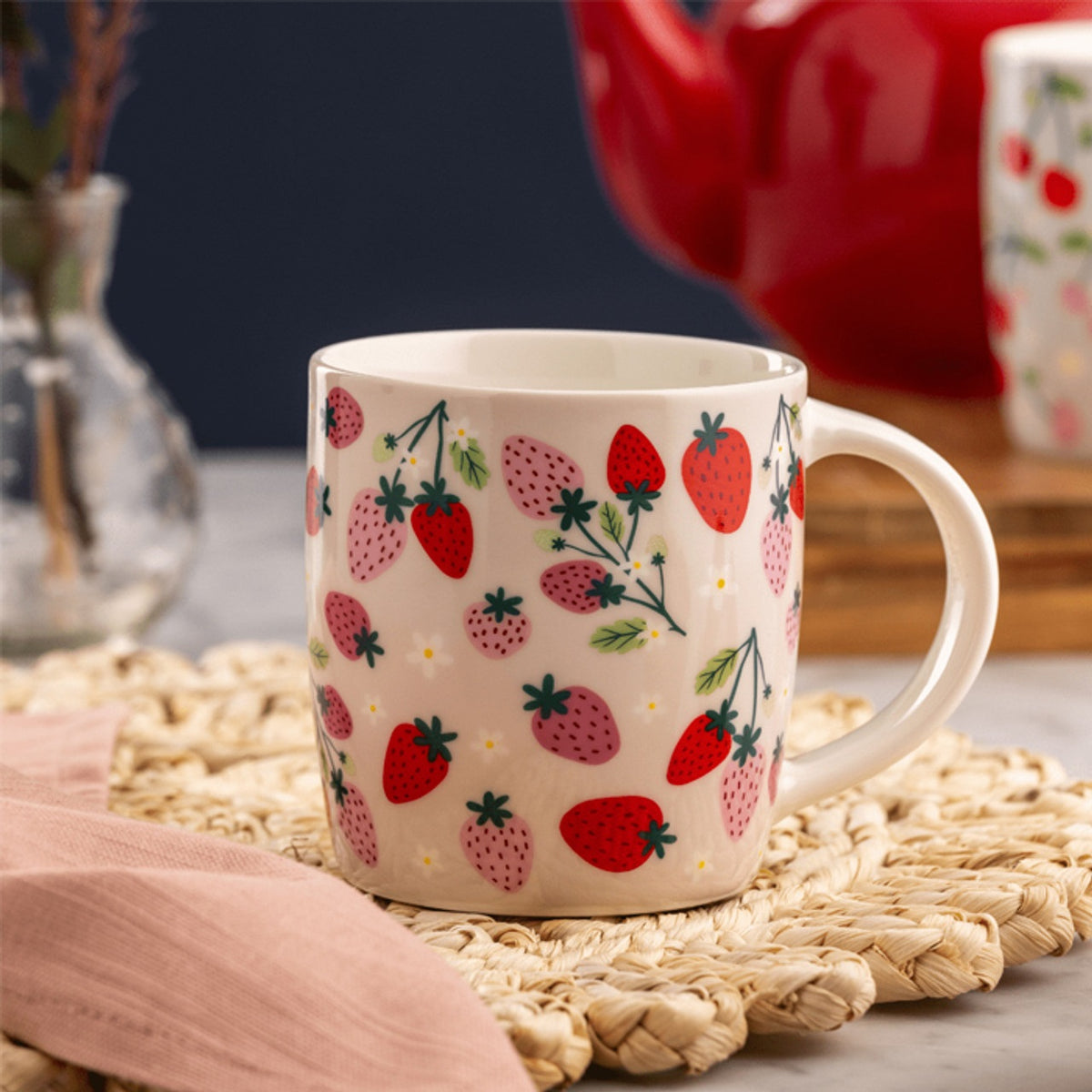 Price and Kensington Strawberries Mug Multicolour 340ml 59.754 | Microwave and Dishwasher Safe
