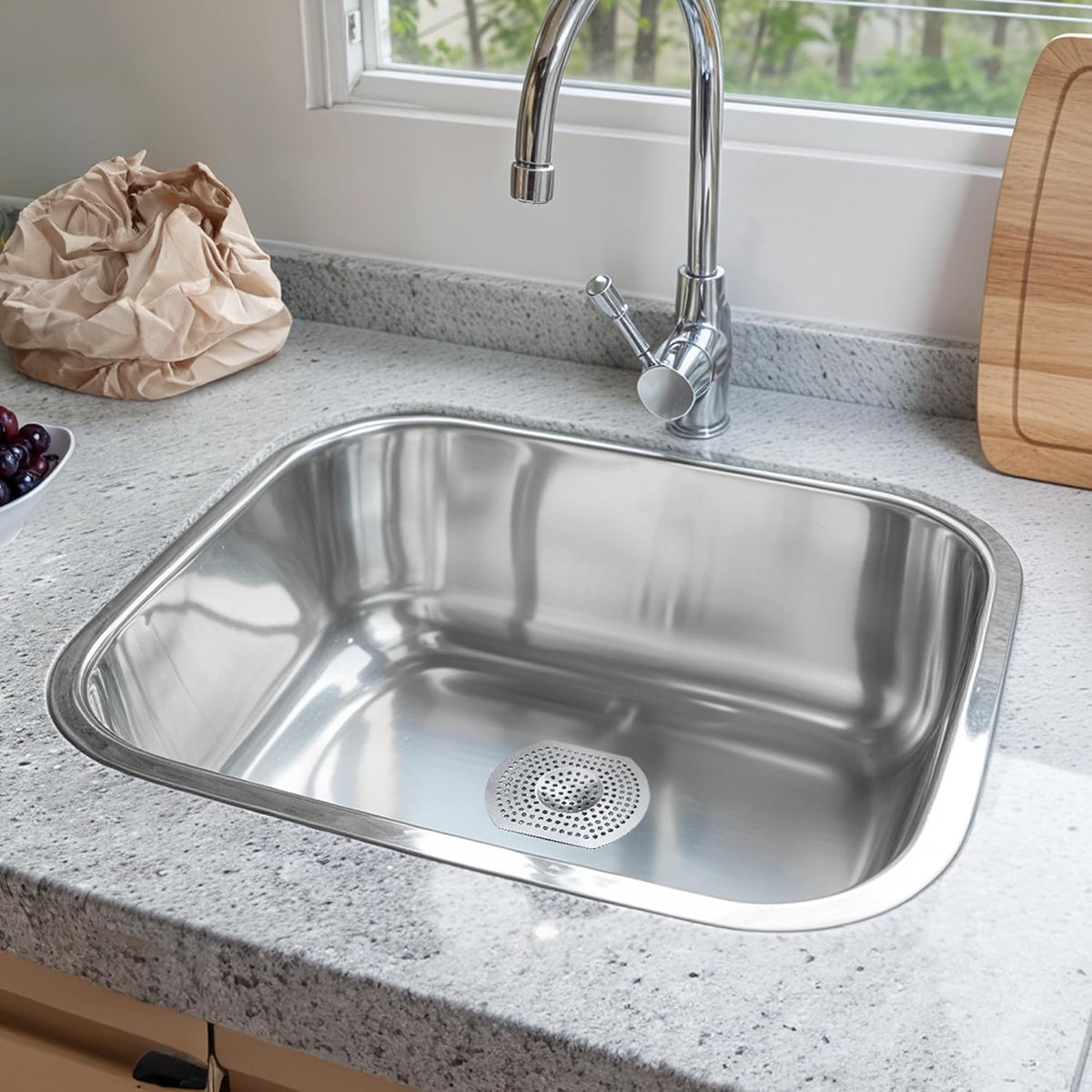 Chef Aid Stainless Steel Sink Strainer Silver Large 10E02382 | Prevents Clogs | Rust-Resistant | Fits Most Standard Drains