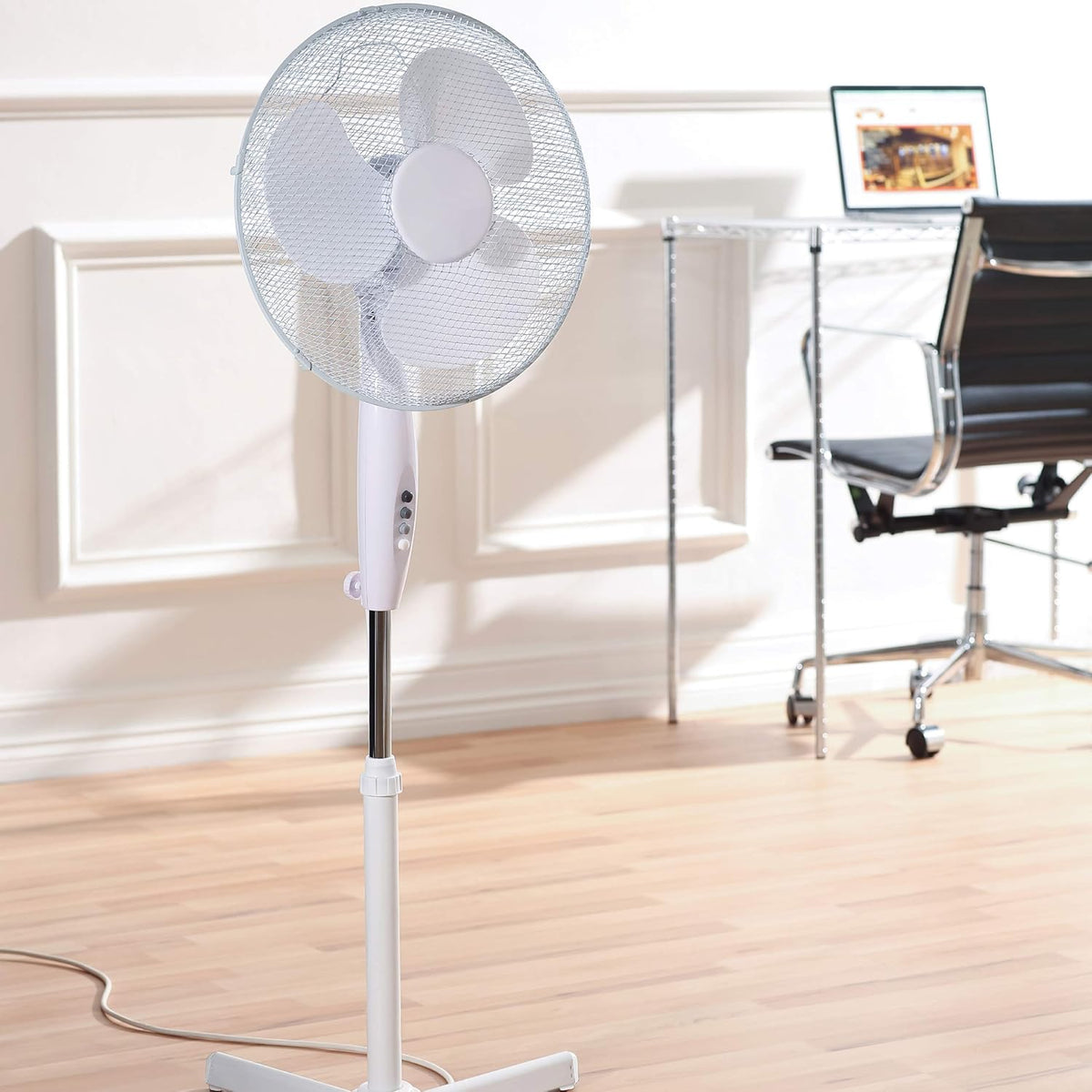 Daewoo Stand Pedestal Fan White 16-Inch COL1065 | 3 Speed Settings | Adjustable Height | Mesh Grill | Oscillating Function | Instant Cool Air | Up and Down Tilt