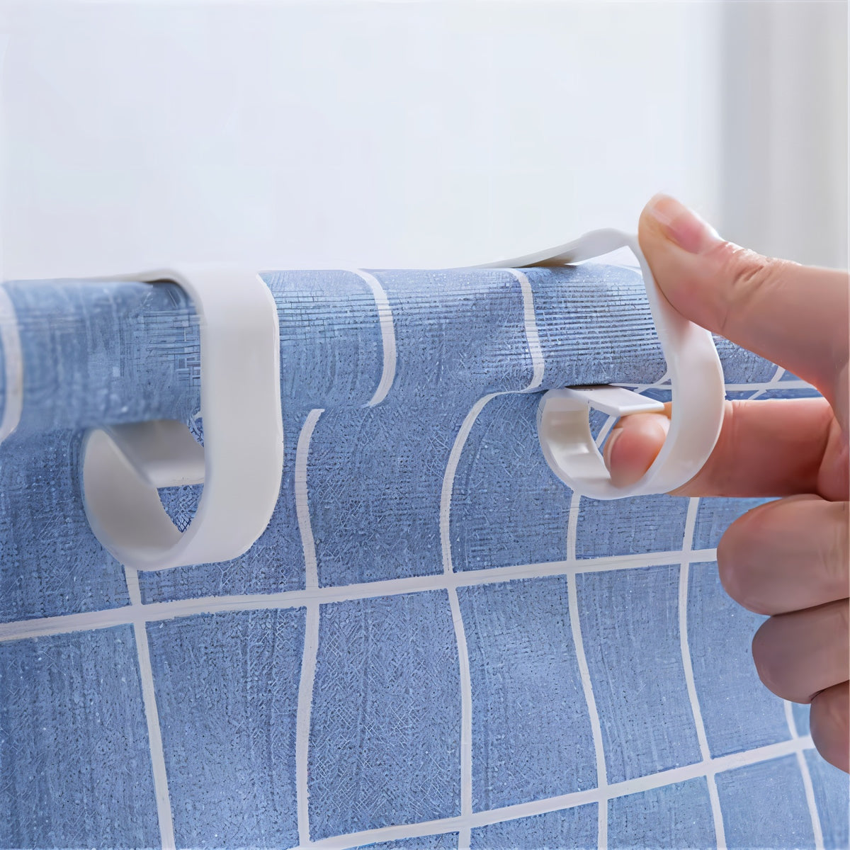 Lusons Solidarity Durable Plastic Table Cloth Clips White Pack of 12 AJ061